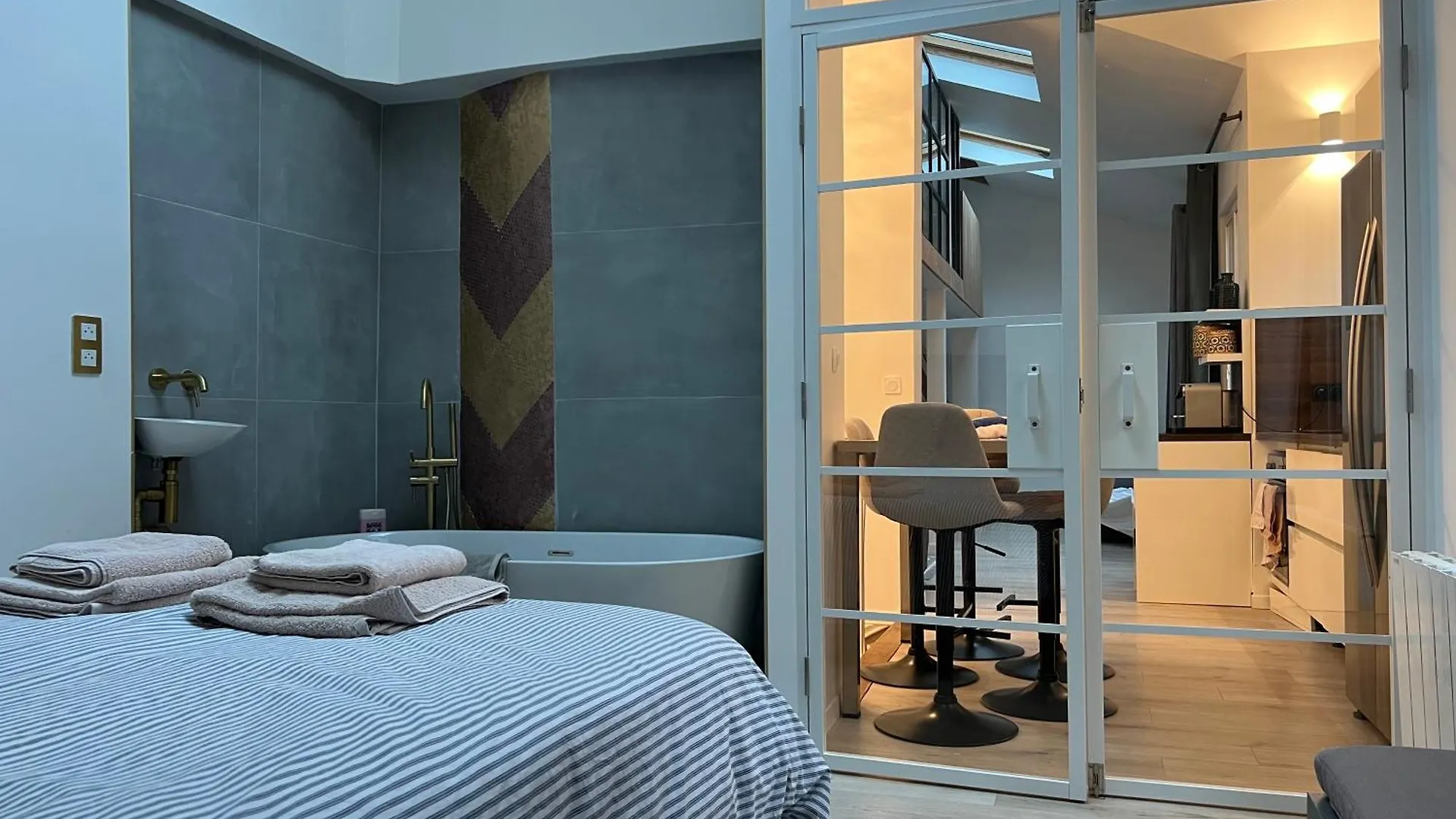 Apartment Duplex Plein Sud Paris